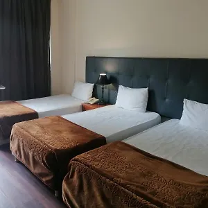 Charles Hotel